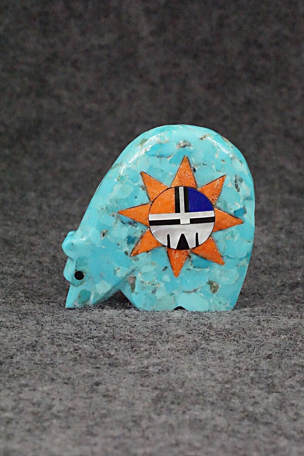 Bear Zuni Fetish Carving - Andres Lementino