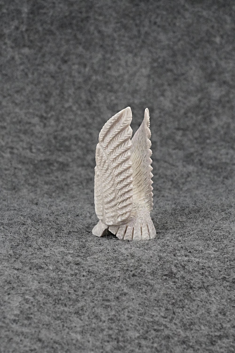 Eagle Zuni Fetish Carving - Justin Hustito