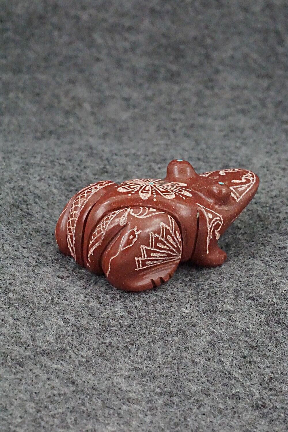 Frog Zuni Fetish Carving - Adrian Cachini