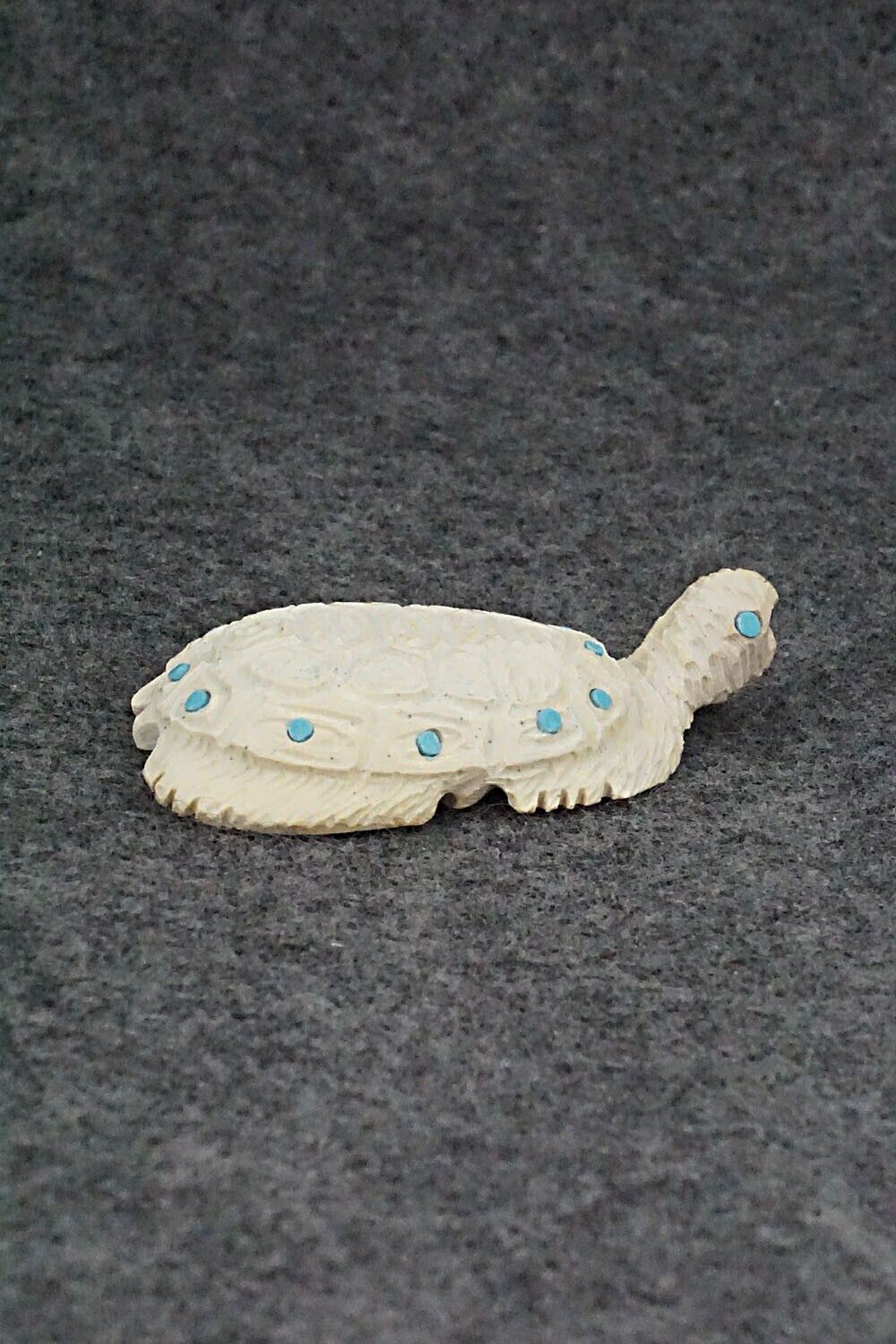 Turtle Zuni Fetish Carving - Adrian Cachini