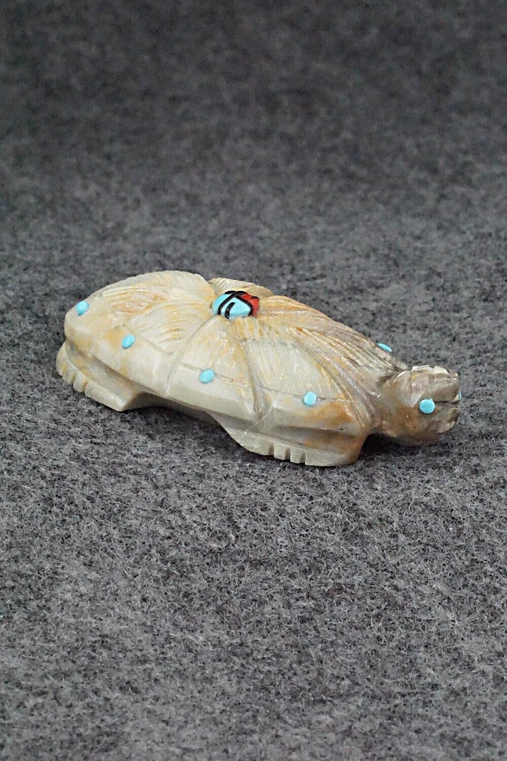 Turtle Zuni Fetish Carving - Danette Laate