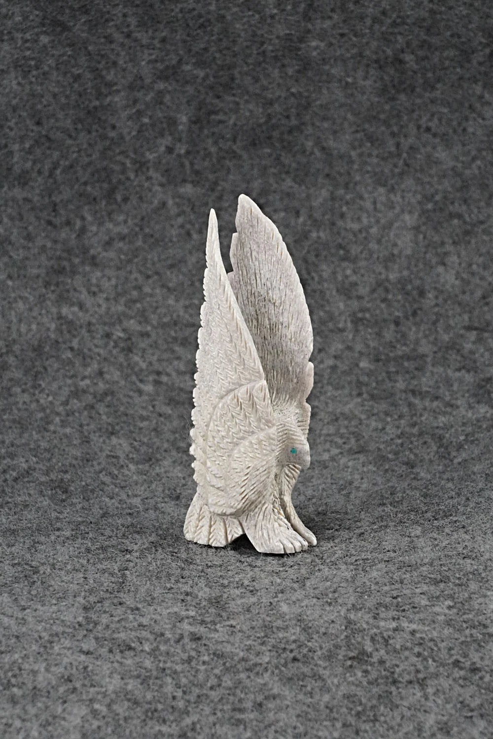 Eagle Zuni Fetish Carving - Justin Hustito