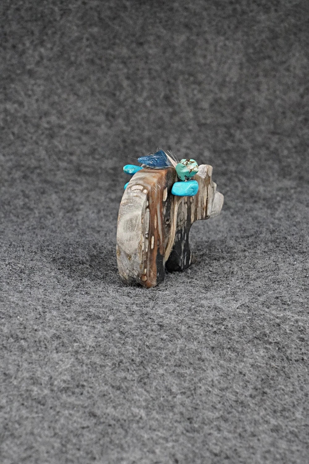 Bear Zuni Fetish Carving - Cletus Natewa