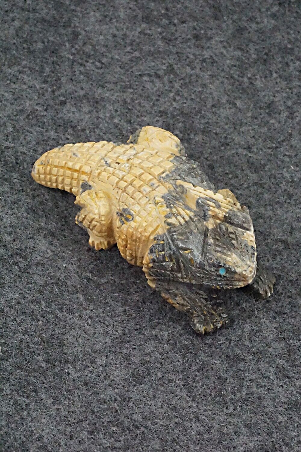Horned Toad Zuni Fetish Carving - Tony Mackel