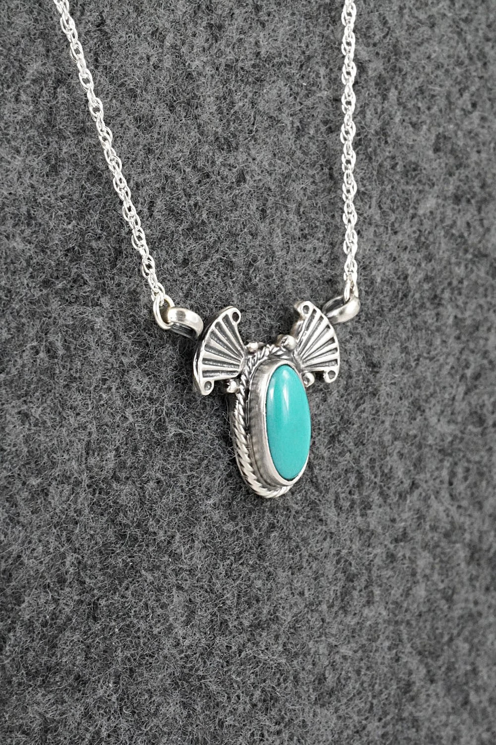 Turquoise & Sterling Silver Necklace - Verley Betone