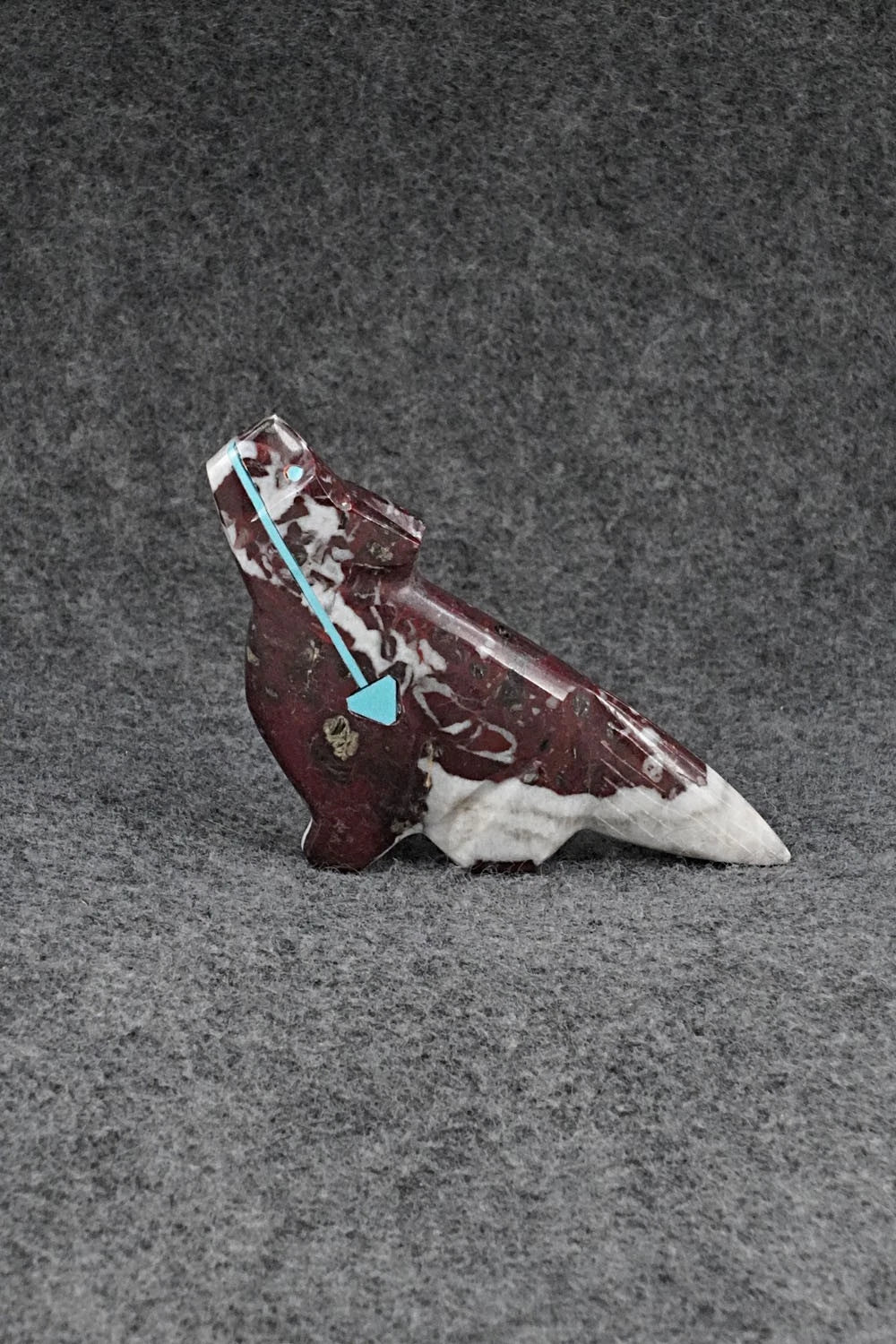 Wolf Zuni Fetish Carving - Kenric Laiwakete