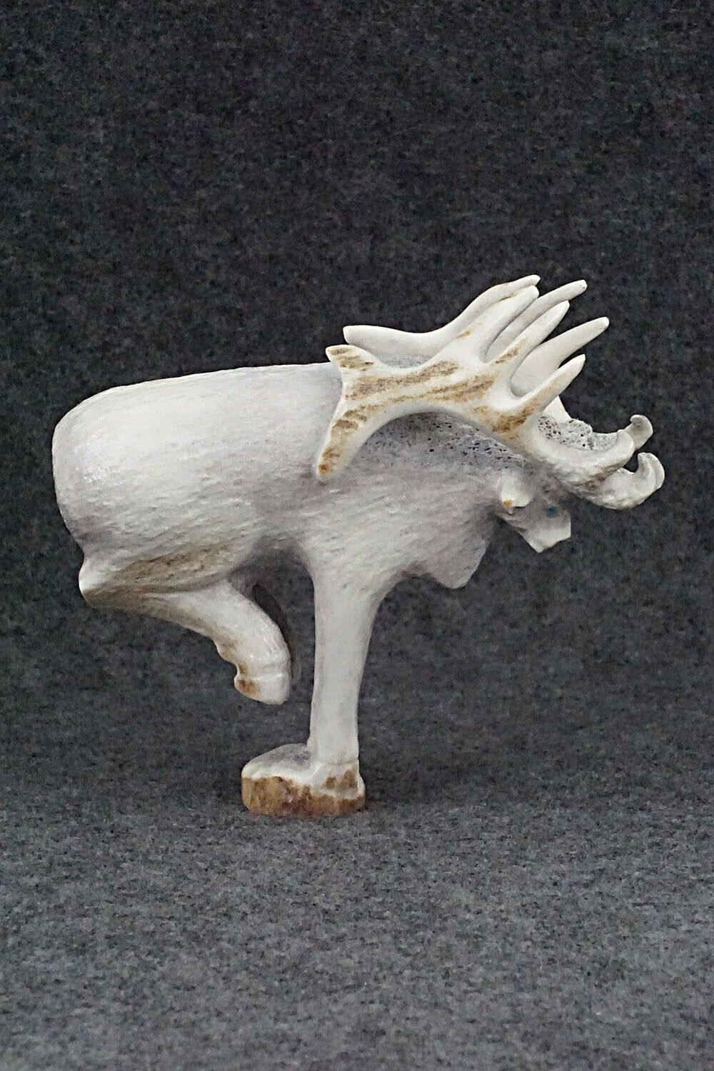 Elk Zuni Fetish Carving - Maxx Laate