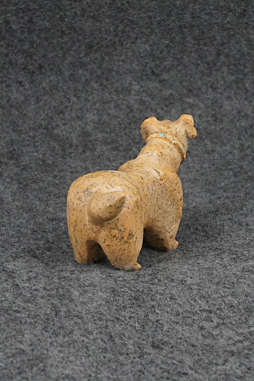 Dog Zuni Fetish Carving - Freddie Leekya