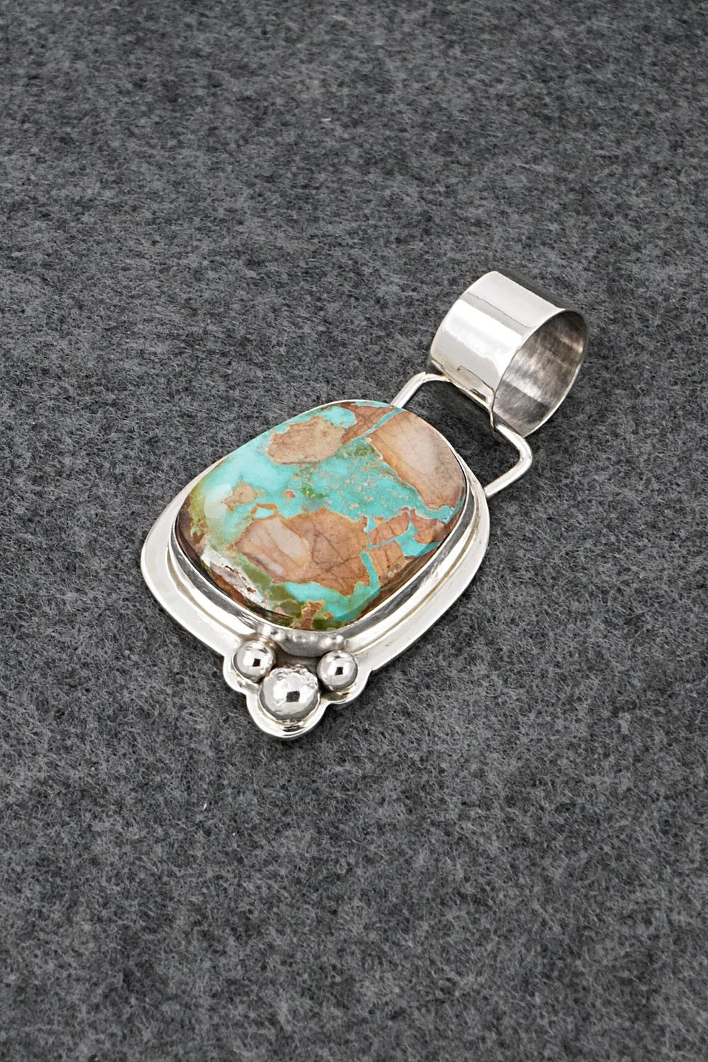 Turquoise & Sterling Silver Pendant - Joelias Draper