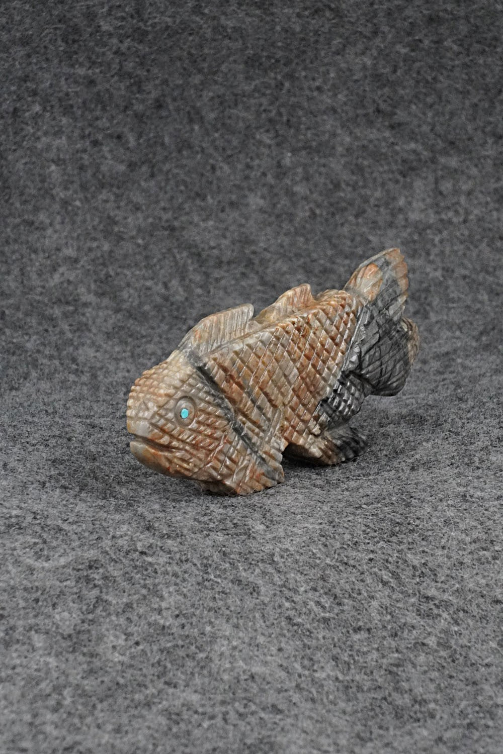 Fish Zuni Fetish Carving - Tony Mackel