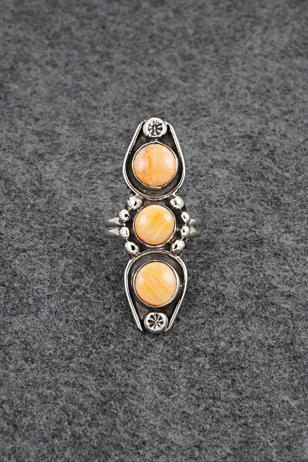 Spiny Oyster & Sterling Silver Ring - Priscilla Reeder - Size 8