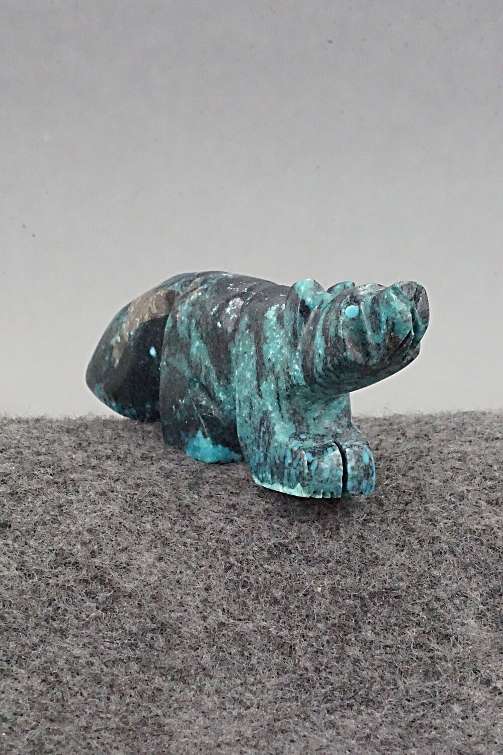 Wolf Zuni Fetish Carving - Reynold Lunasee