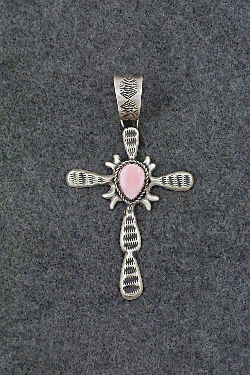 Pink Conch Shell & Sterling Silver Pendant - Richard Yazzie