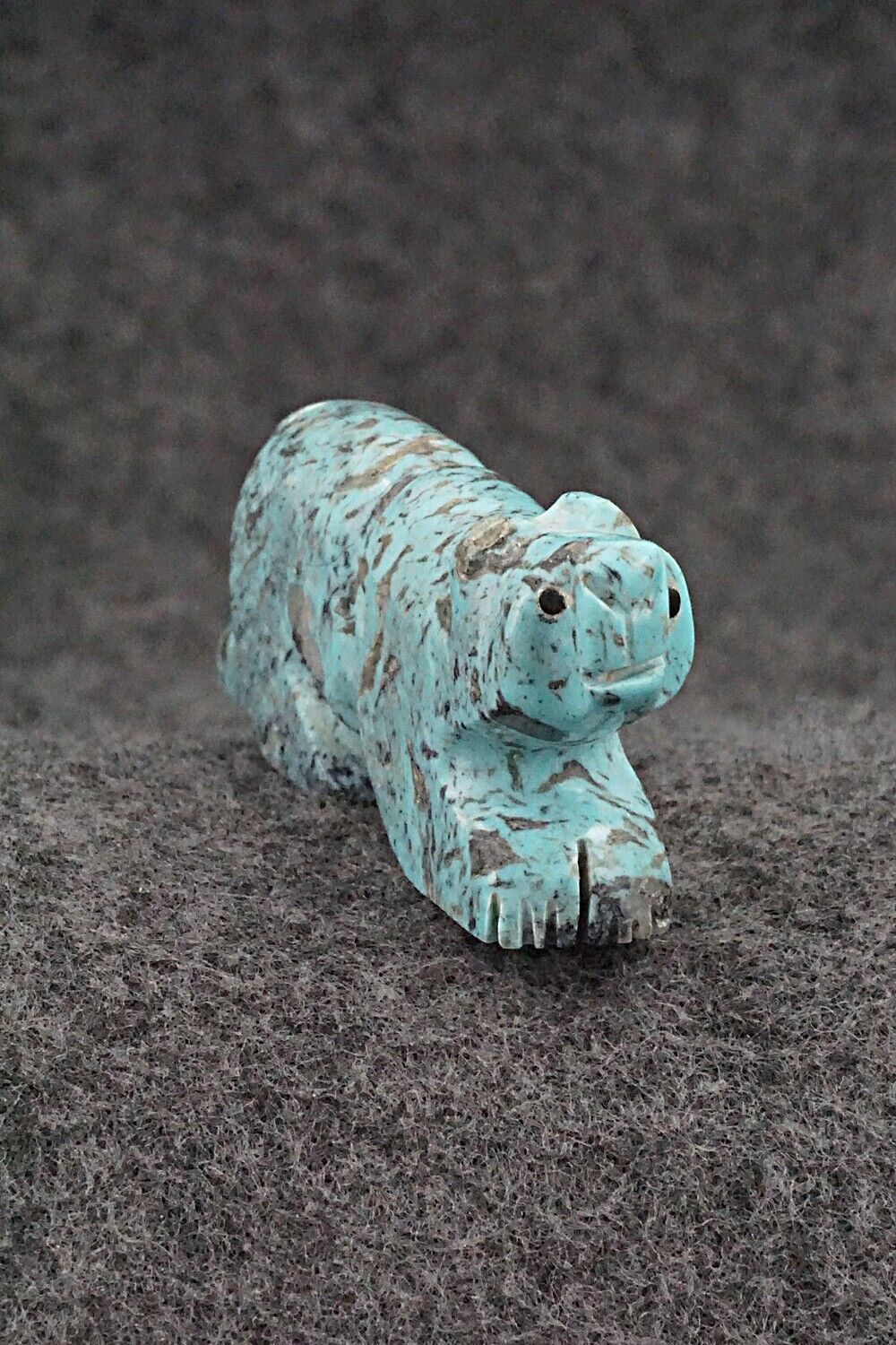 Mountain Lion Zuni Fetish Carving - Reynold Lunasee