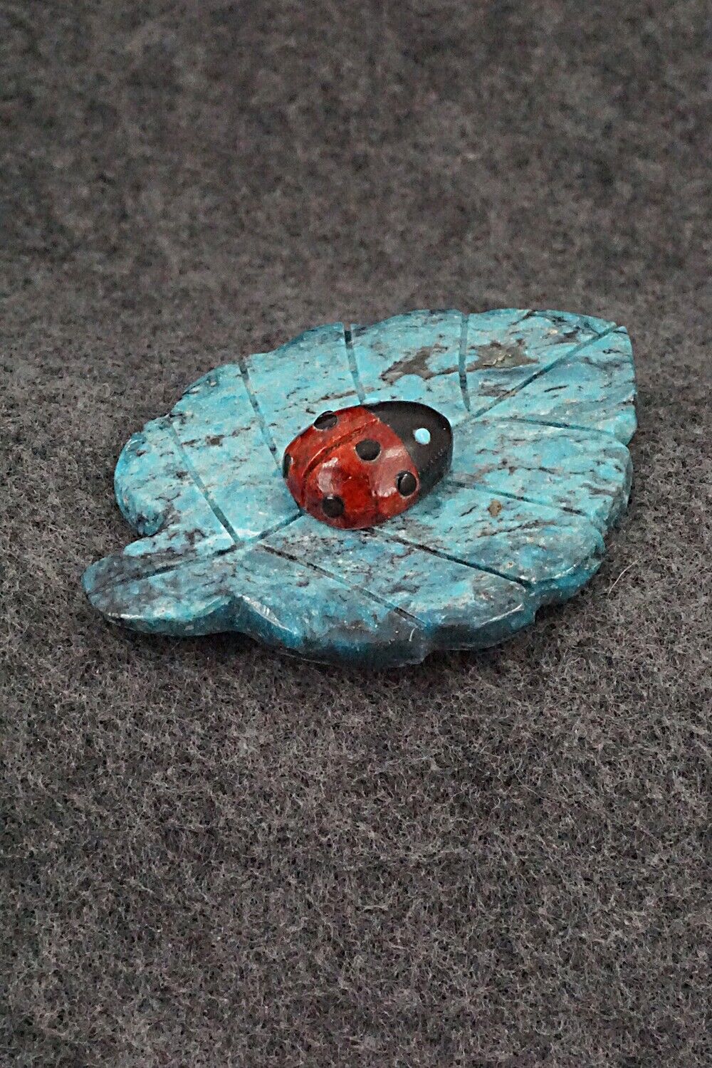 Ladybug on a Leaf Zuni Fetish Carving - Reynold Lunasee