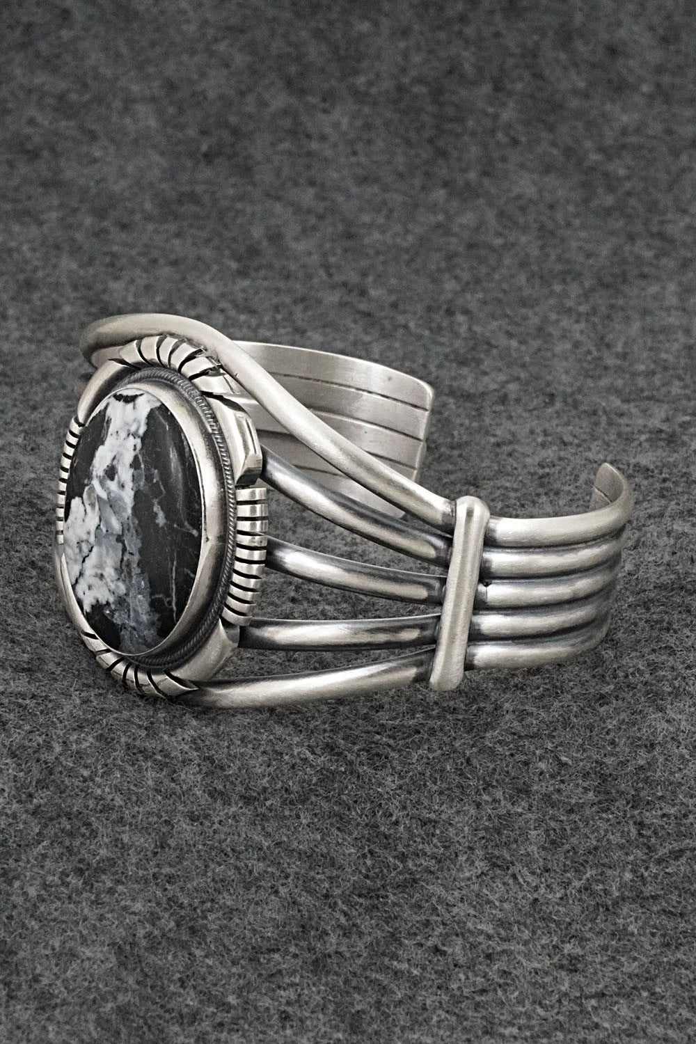 White Buffalo & Sterling Silver Bracelet - Mark Yazzie