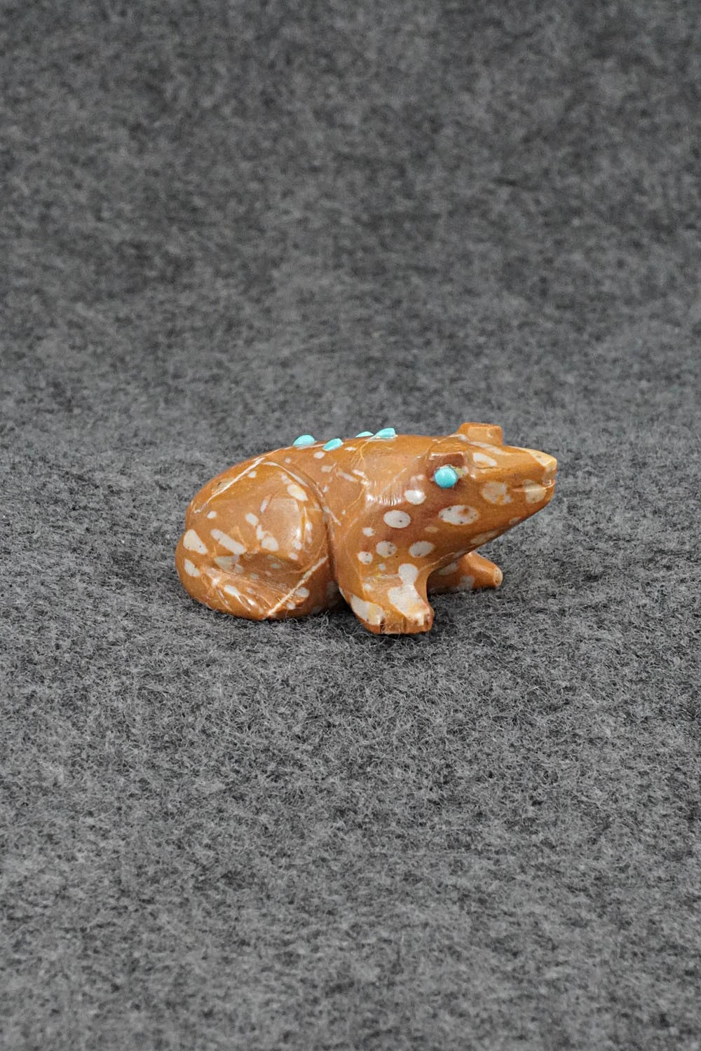 Frog Zuni Fetish Carving - Ronnie Lunasee
