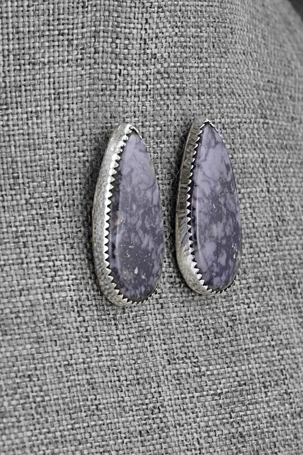 Morado & Sterling Silver Necklace and Earrings Set - Murray Hannaweeka