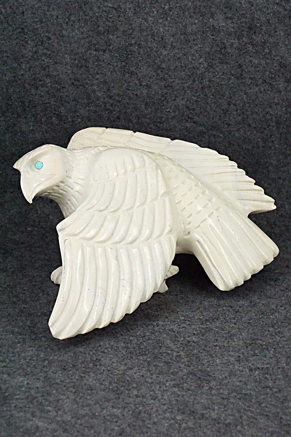 Eagle Zuni Fetish Carving - Albert Eustace Sr.