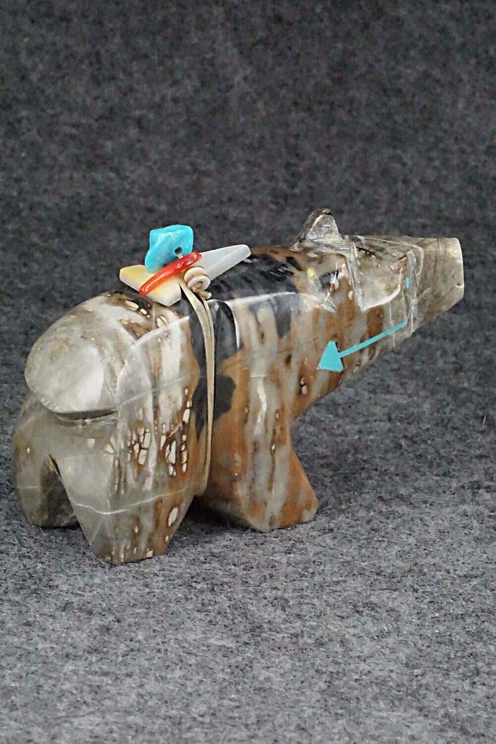 Bear Zuni Fetish Carving - Stewart Alanzo