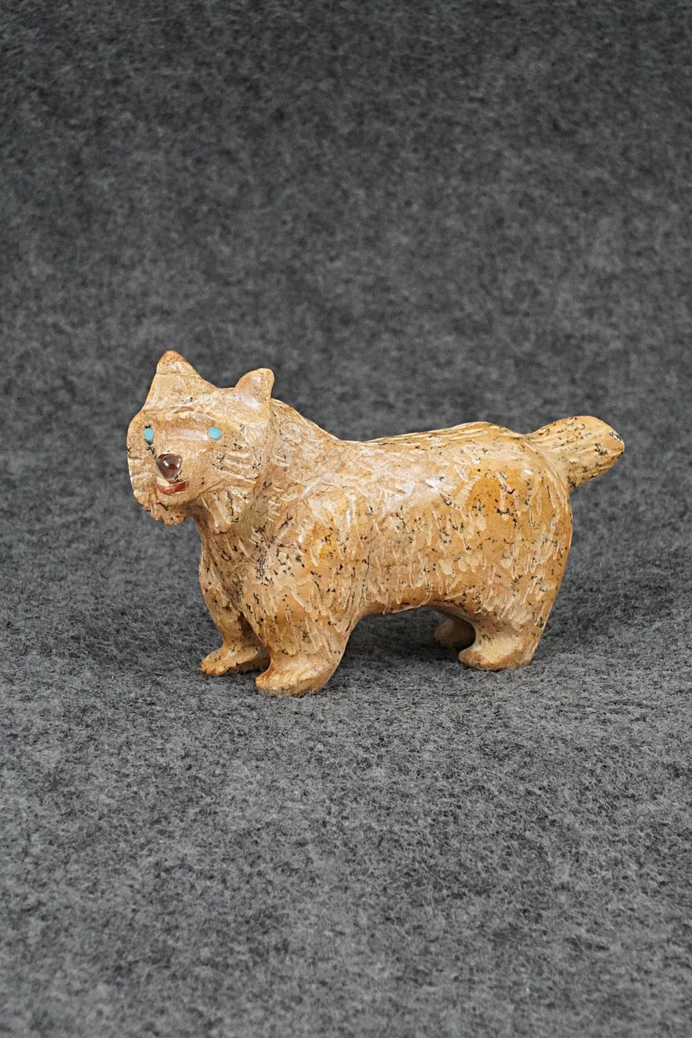 Bobcat Zuni Fetish Carving - Freddie Leekya