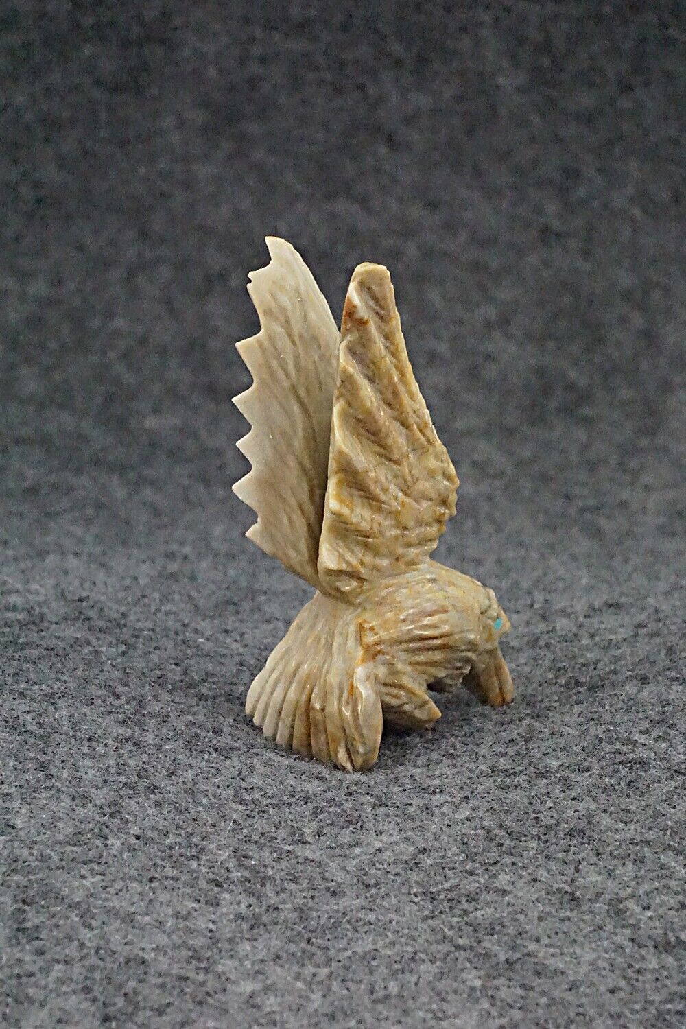 Hummingbird Zuni Fetish Carving - Tony Mackel