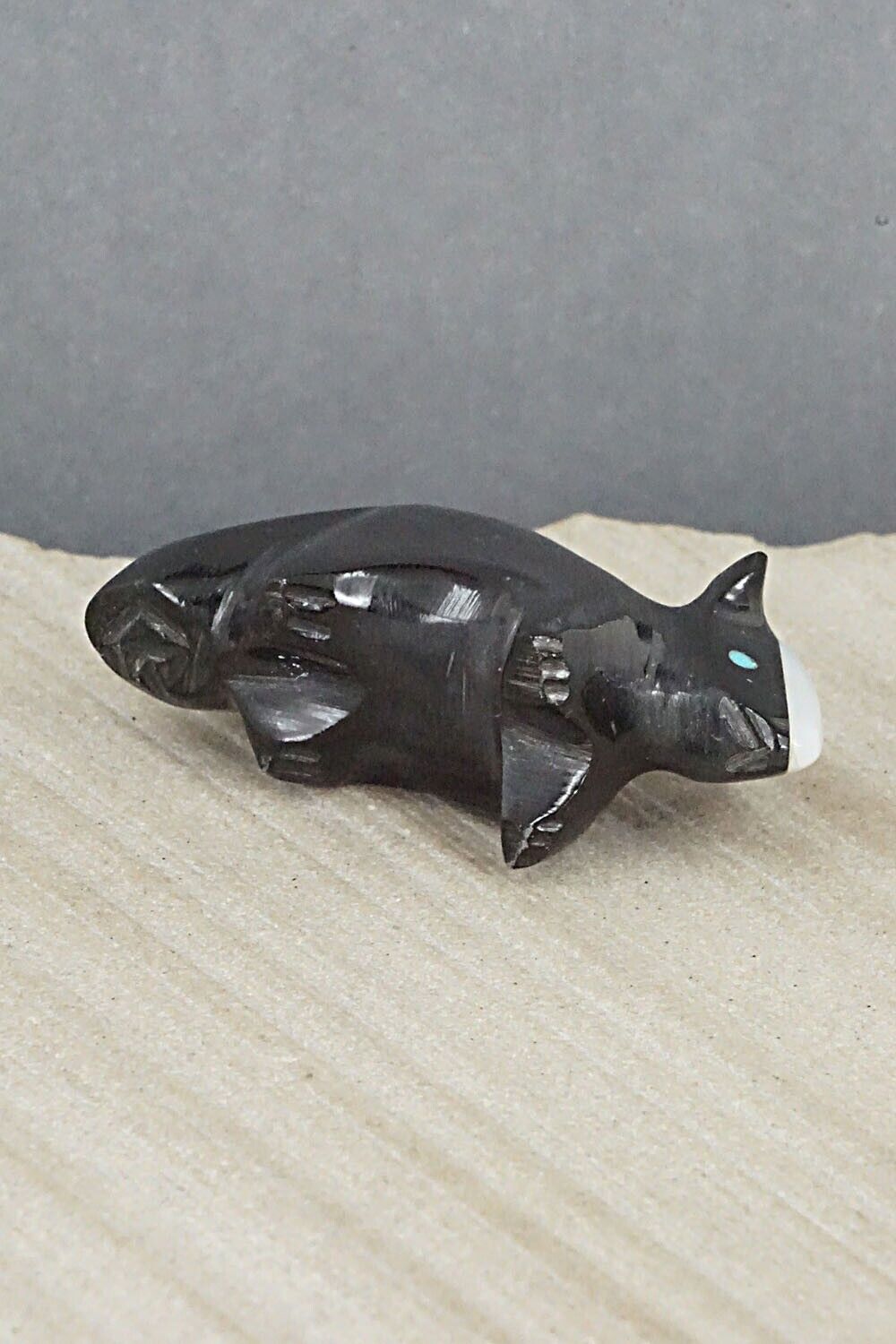 Skunk Zuni Fetish Carving - Calvert Bowannie