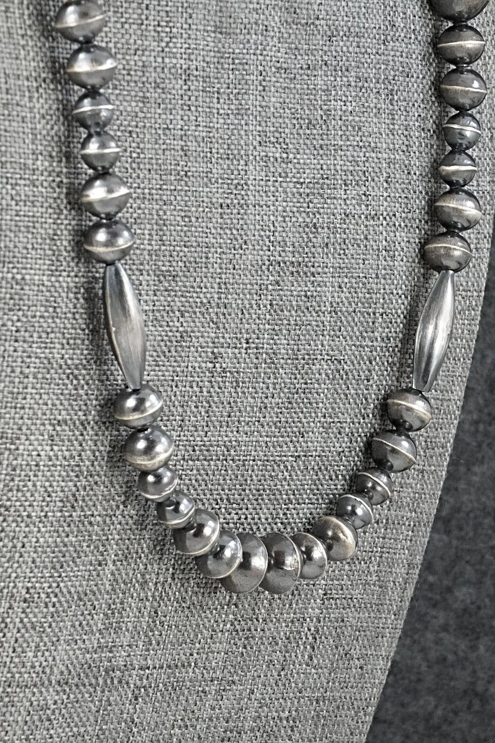 Sterling Silver Navajo Pearl Necklace 20" - Vintage