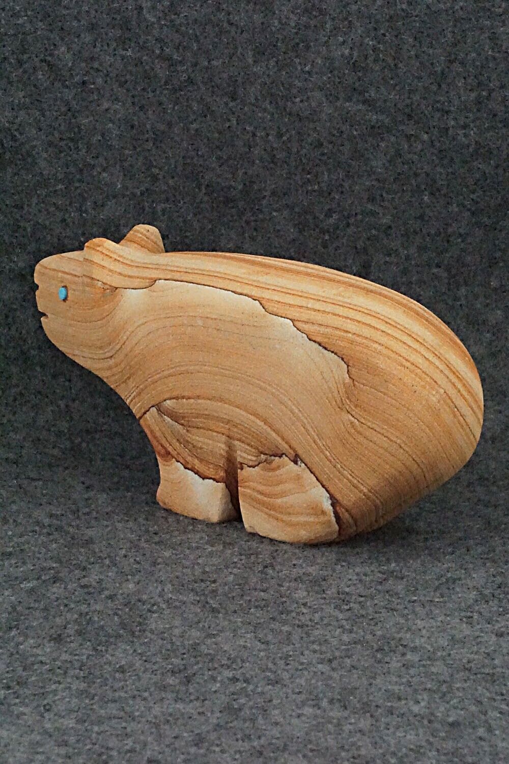 Bear Zuni Fetish Carving - Reynold Lunasee