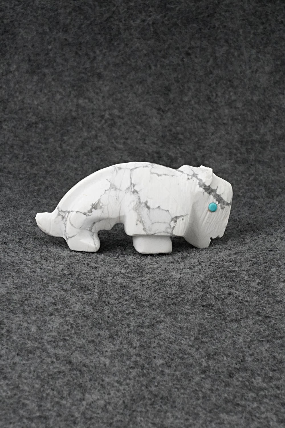 Buffalo Zuni Fetish Carving - Ronnie Lunasee
