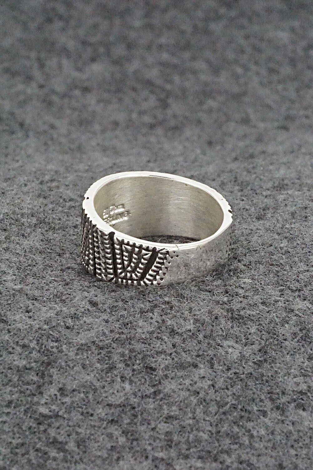Sterling Silver Ring - Elgin Tom - Size 8.5