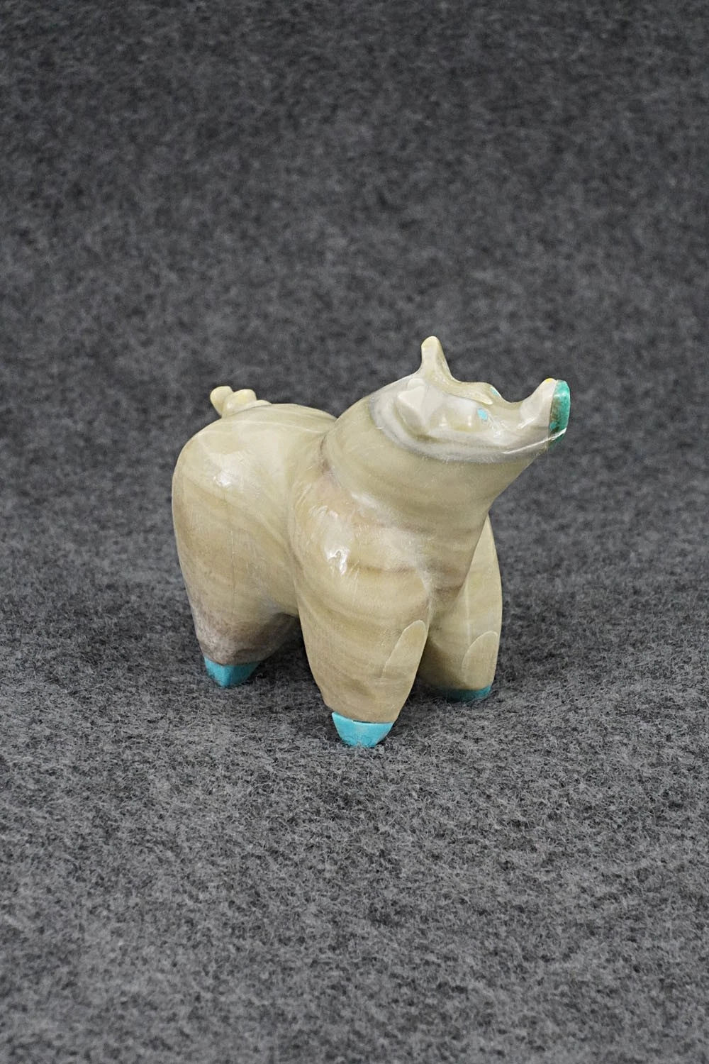 Pig Zuni Fetish Carving - Freddie Leekya