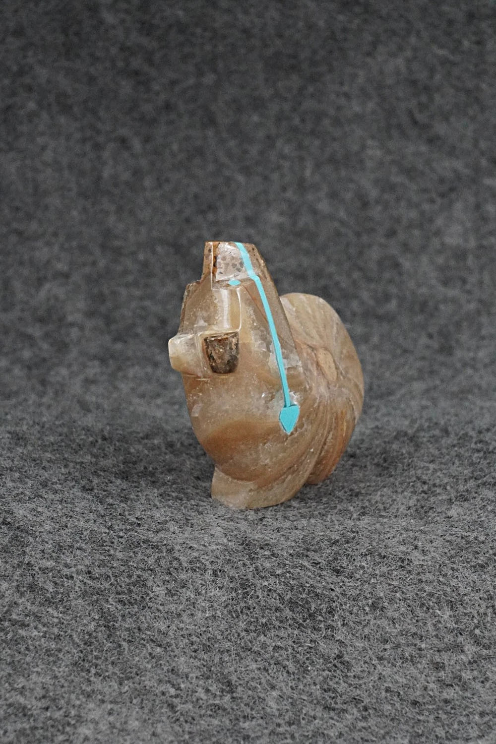 Bear Zuni Fetish Carving - Kenric Laiwakete