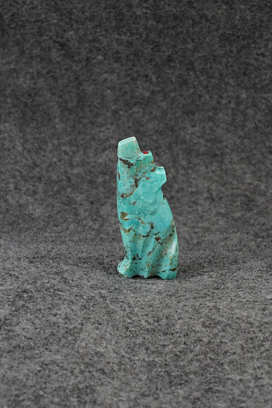 Wolf Zuni Fetish Carving - Bernard Laiwakete