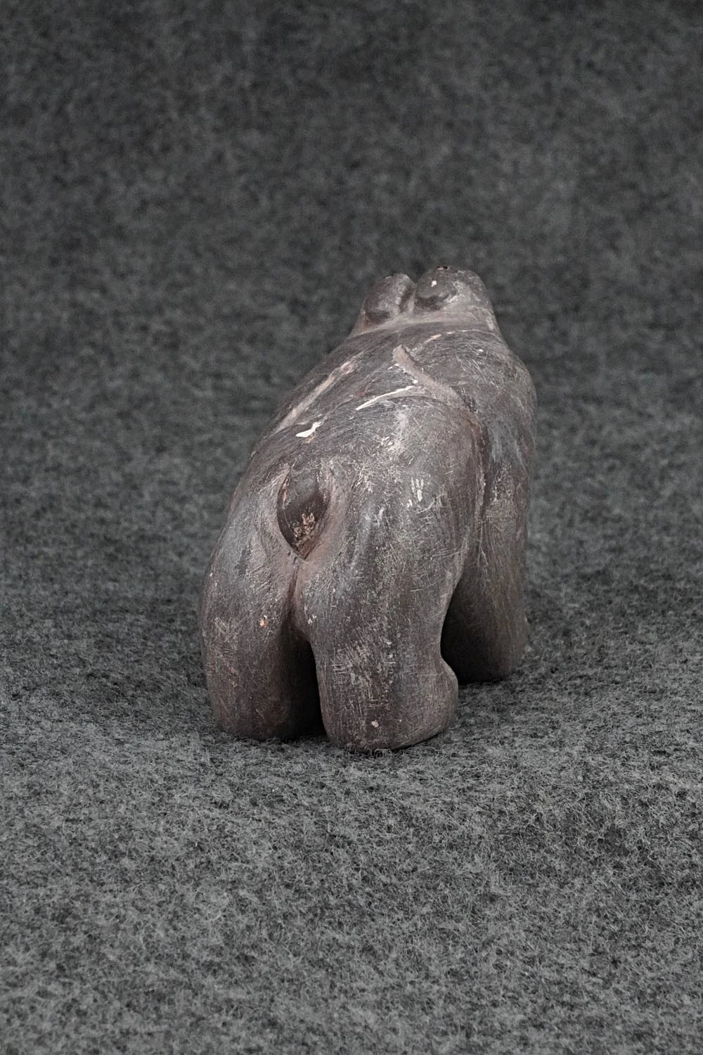 Bear Zuni Fetish Carving - Rick Kallestewa