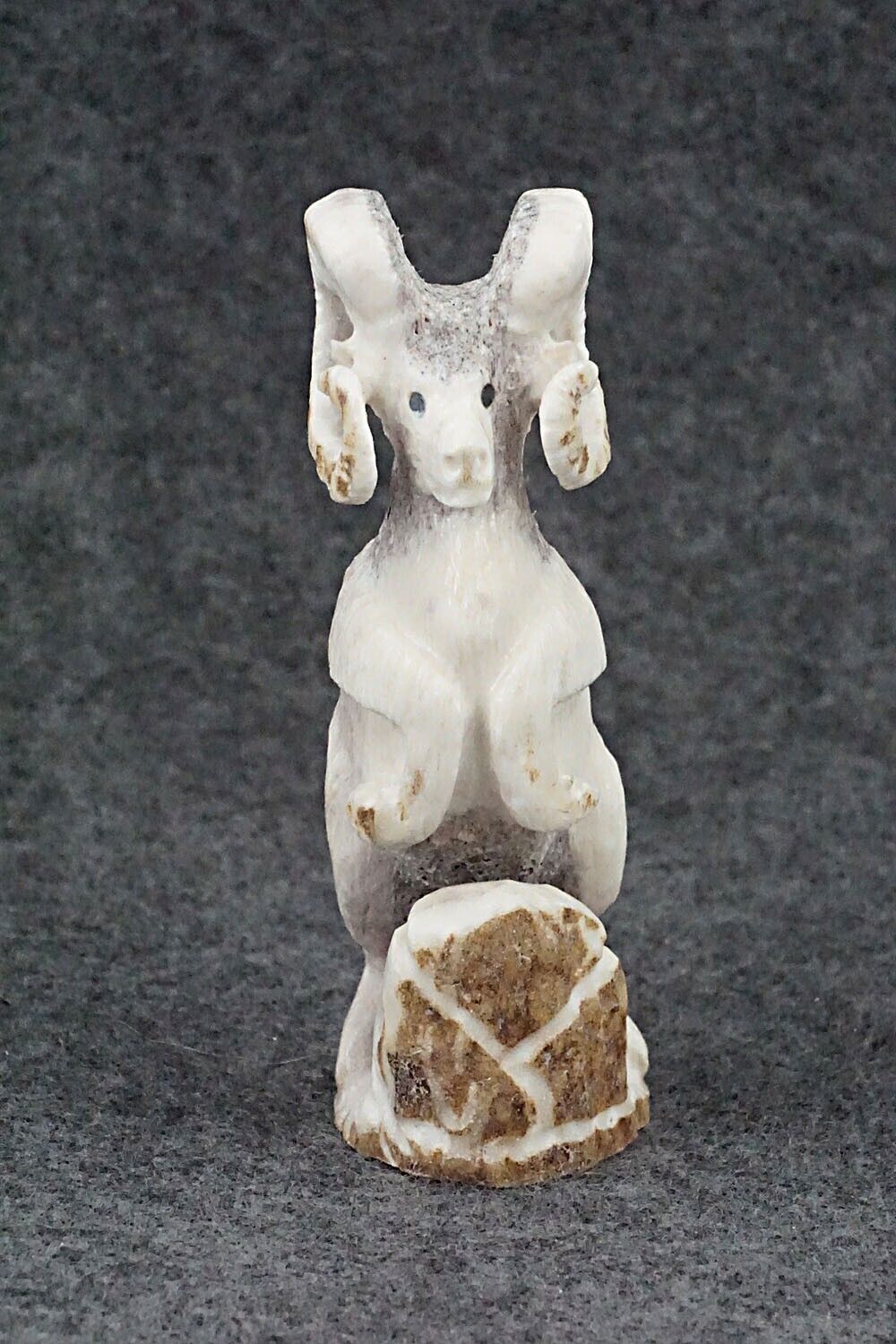 Ram Zuni Fetish Carving - Maxx Laate