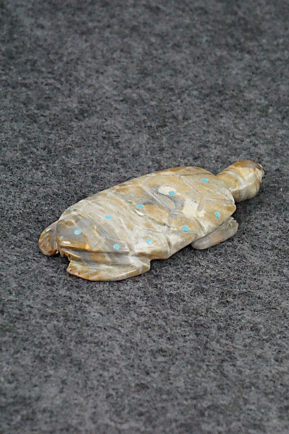 Turtle Zuni Fetish Carving - Alex Tsethlikai