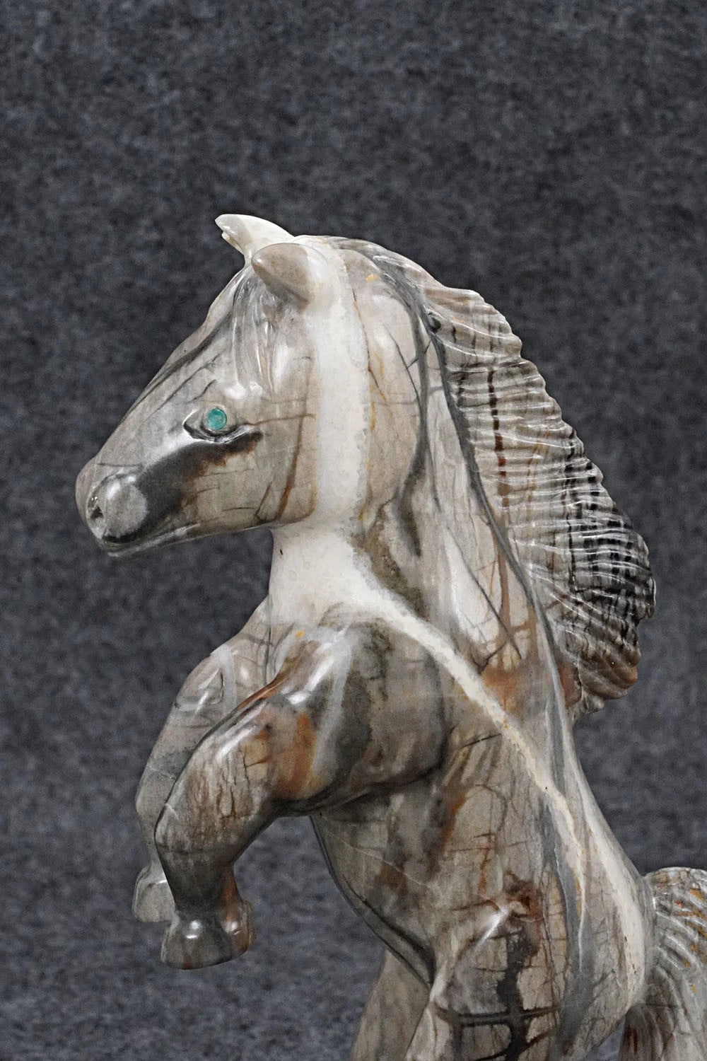 Horse Zuni Fetish Carving - Clayton Panteah
