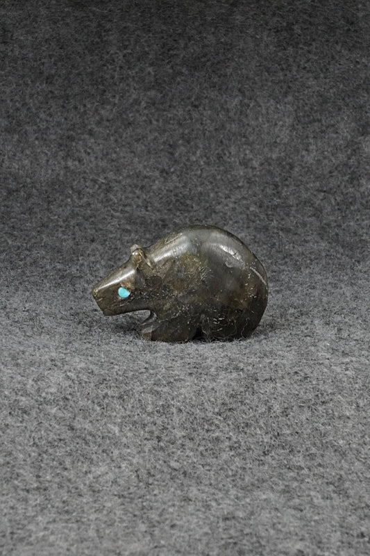 Bear Zuni Fetish Carving - Ronnie Lunasee