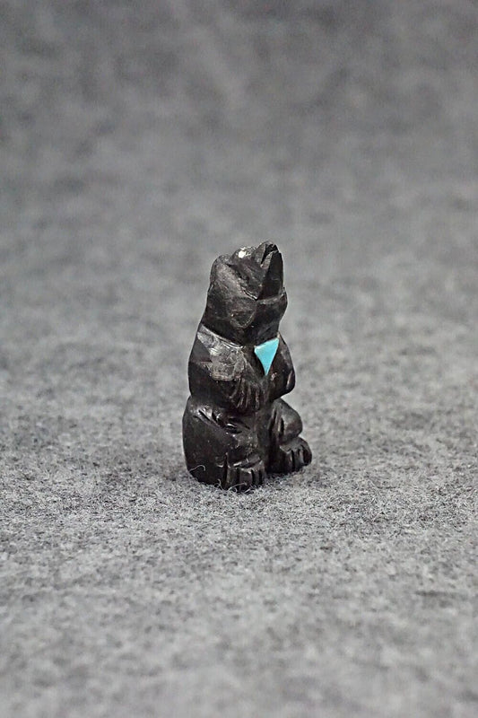 Bear Zuni Fetish Carving - Vander Tsethlikai