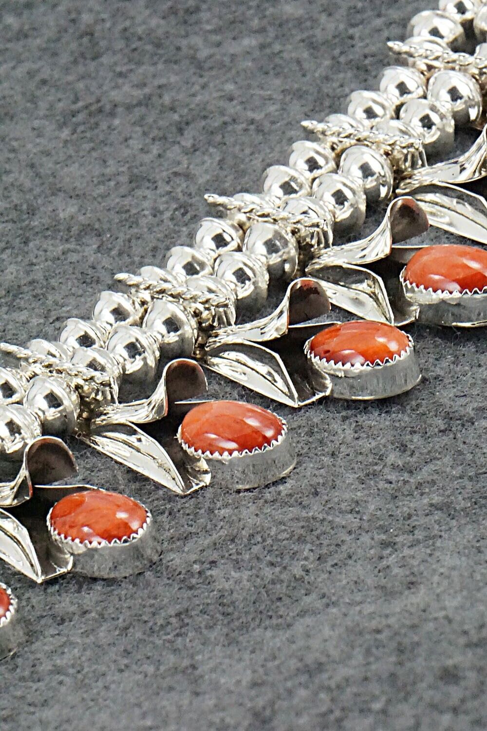 Spiny Oyster & Sterling Silver Squash Blossom Set - Louise Yazzie