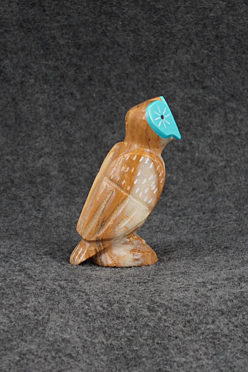 Owl Zuni Fetish Carving - Enrike Leekya