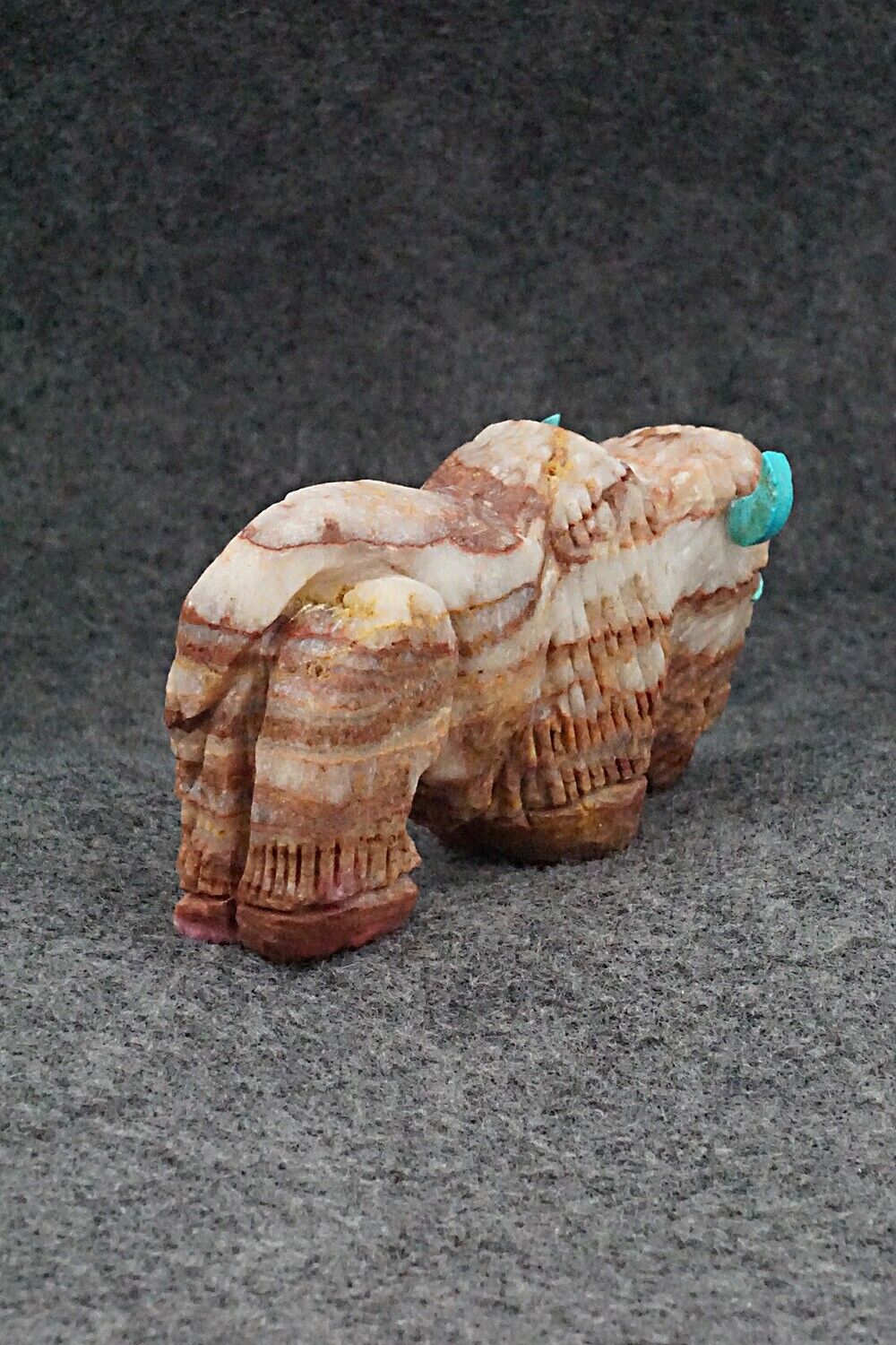 Buffalo Zuni Fetish Carving - Jon Quam