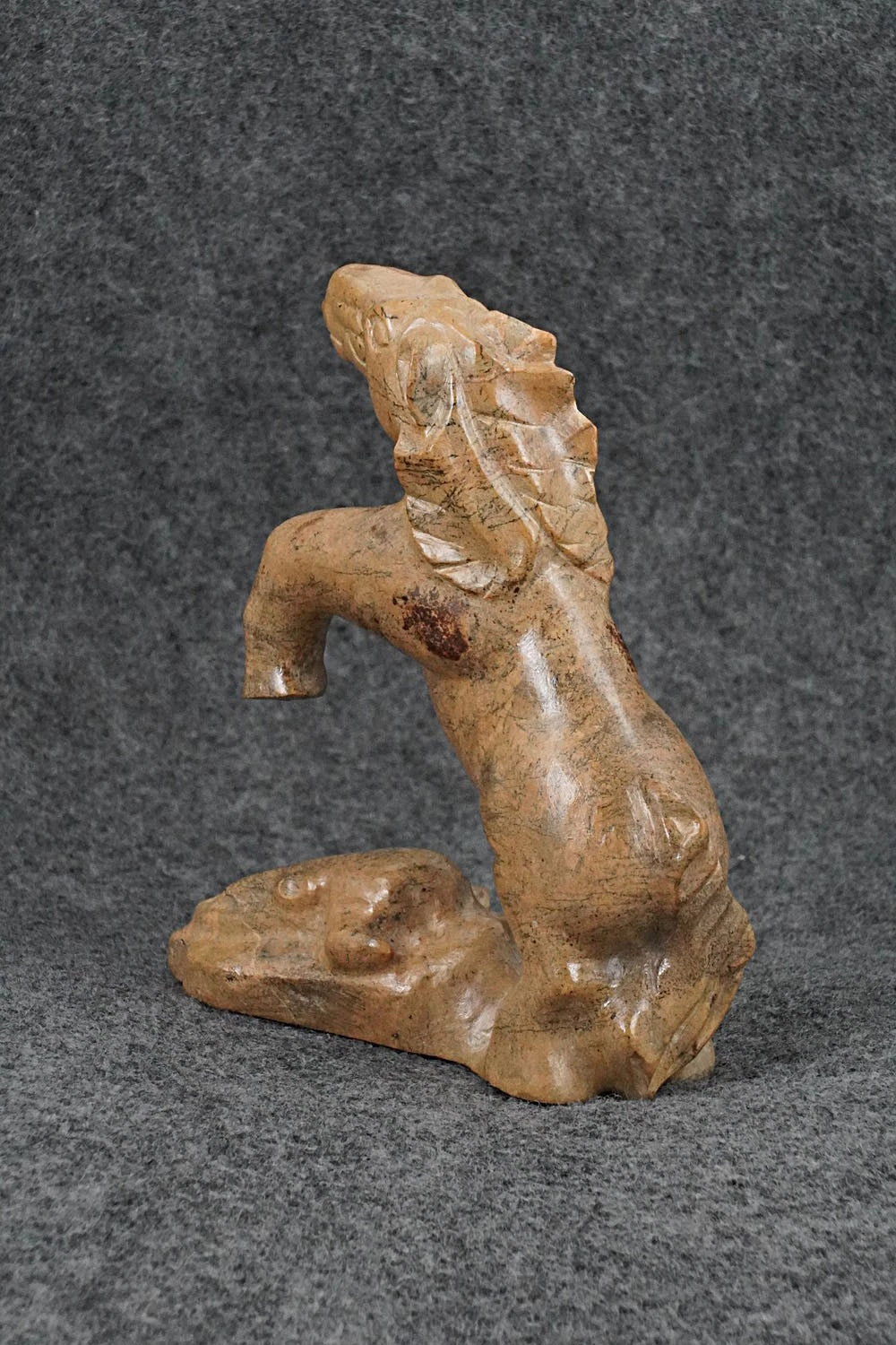 Horse Zuni Fetish Carving - Terrance Panteah