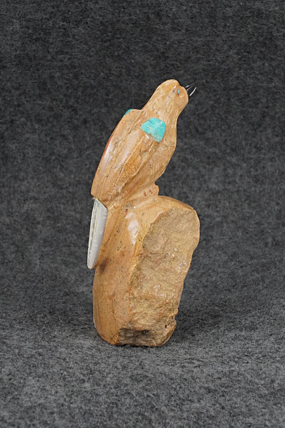 Bird Zuni Fetish Carving - Freddie Leekya
