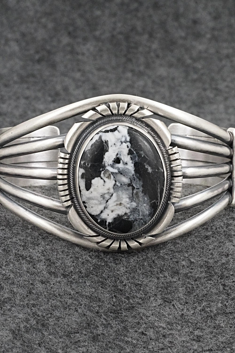 White Buffalo & Sterling Silver Bracelet - Mark Yazzie