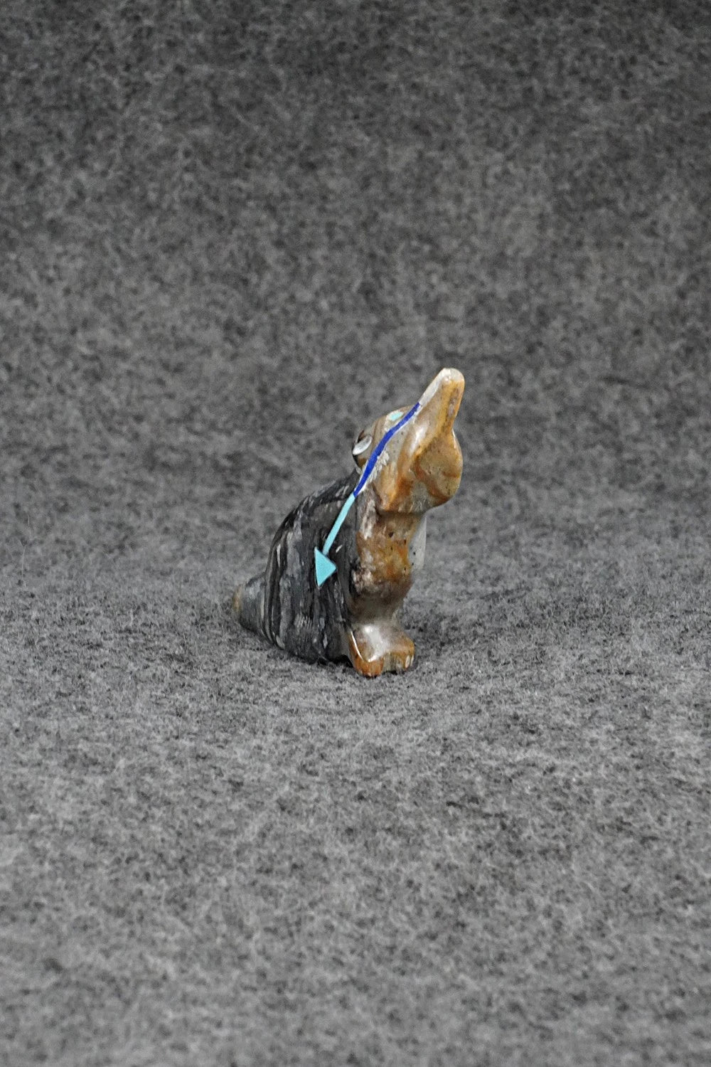 Wolf Zuni Fetish Carving - Andress Jernention