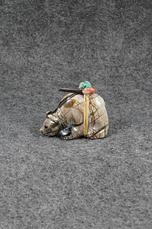 Bear Zuni Fetish Carving - Randy Lucio