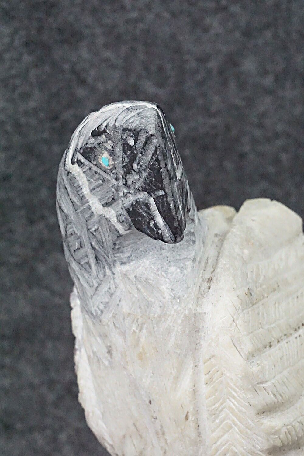 Eagle Zuni Fetish Carving - Jon Quam