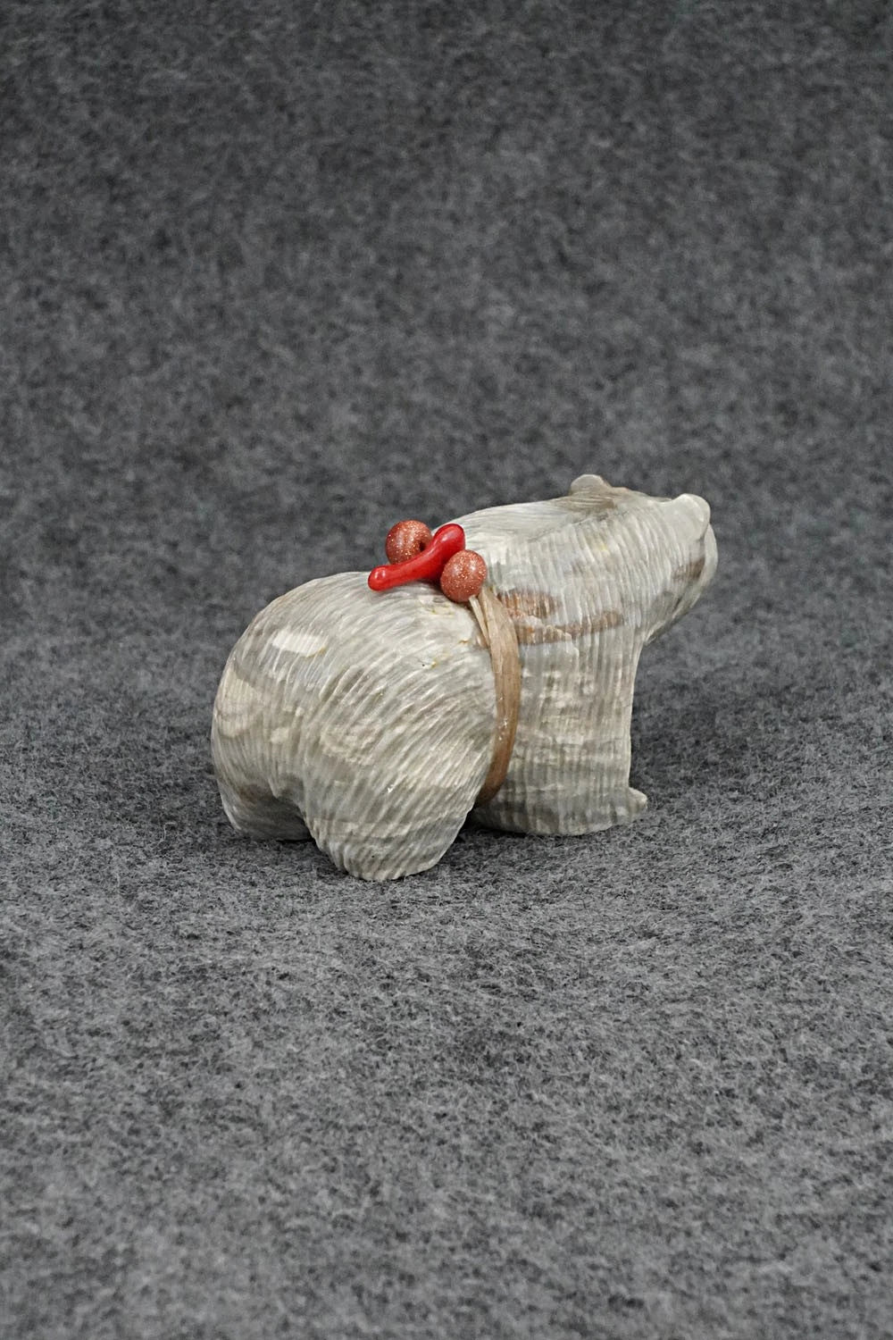Bear Zuni Fetish Carving - Paulette & Farlan Quam